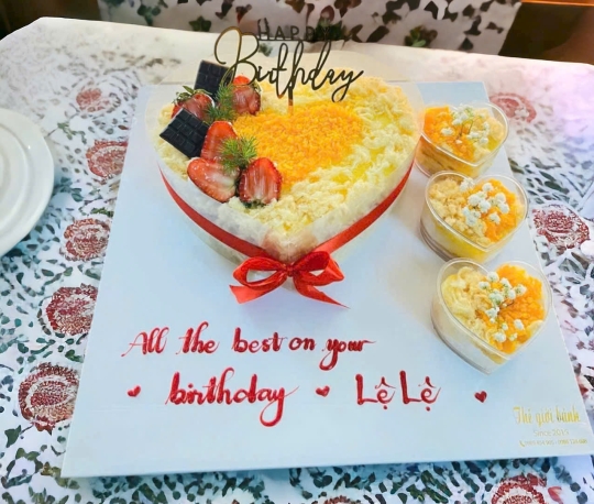 Bánh Bông Lan Trứng Muối