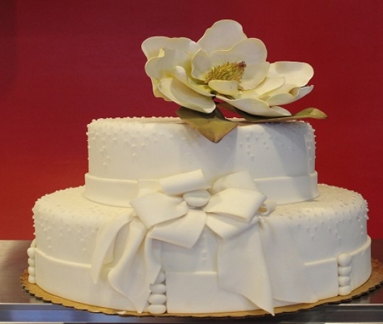 Bánh kem cưới hai tầng số 8