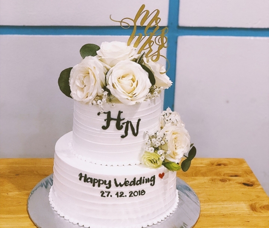 Bánh kem cưới hai tầng số 9