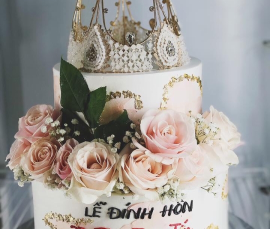 Bánh kem cưới hai tầng số 3