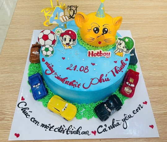 Bánh Chú Heo Vàng