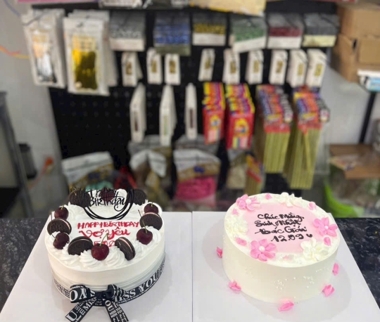 Bánh Quy và Hoa Đào