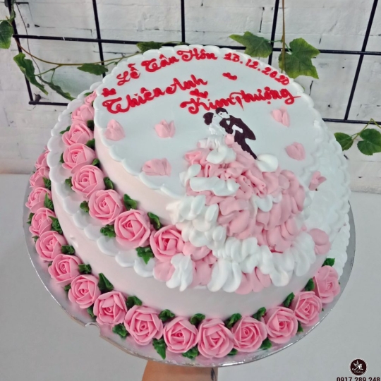Bánh kem cưới hai tầng số 1